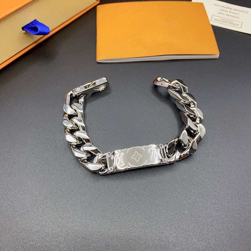 18K Louis Vuitton Monogram Logo Chain Bracelet