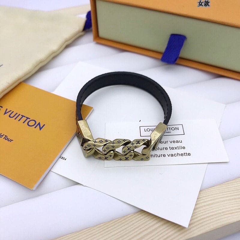 18K Louis Vuitton Monochain Reverso Bracelet