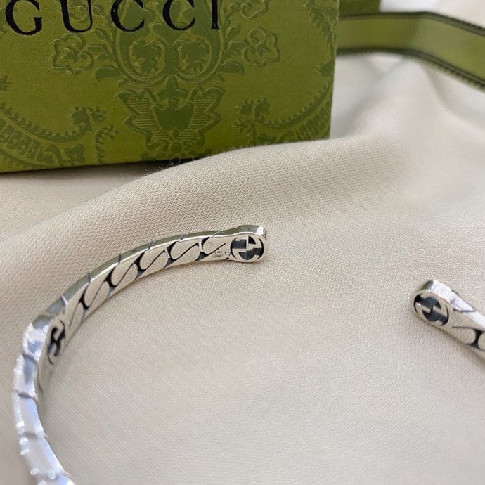 Double Gucci Interlocking Gucci Cuff Bracelet