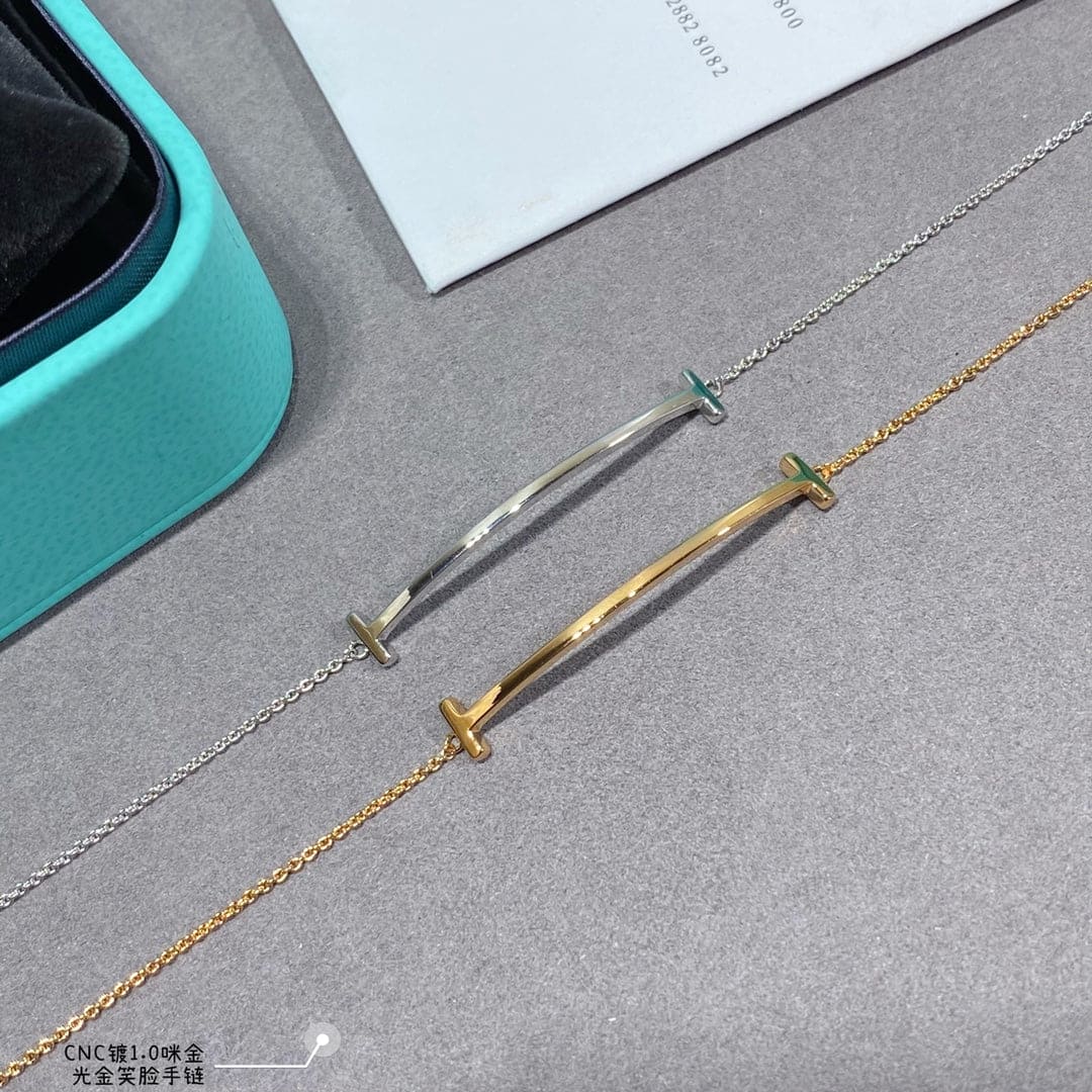 18K Tiffany Smile Bracelet