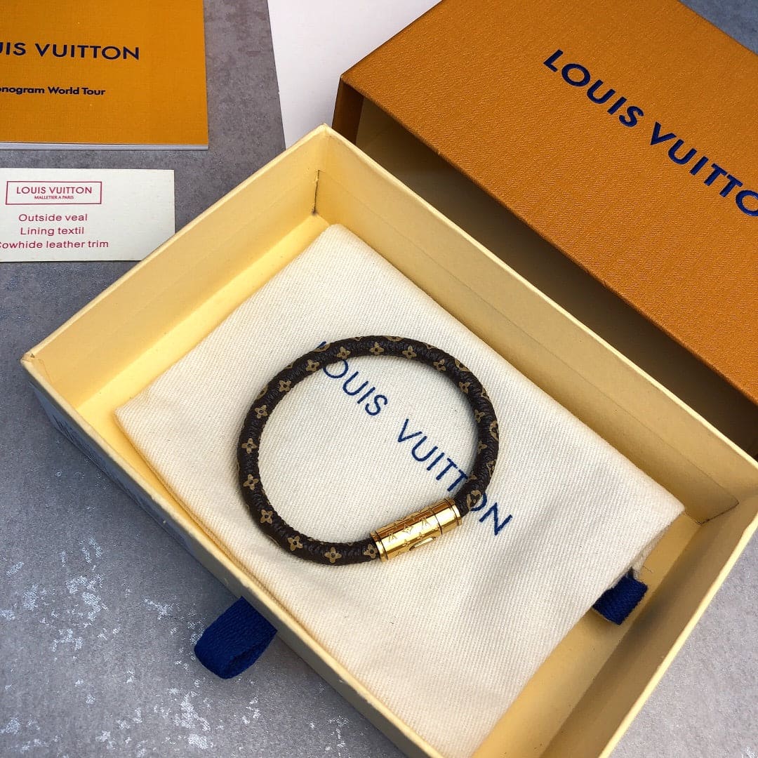 18K Louis Vuitton Keep It Bracelet
