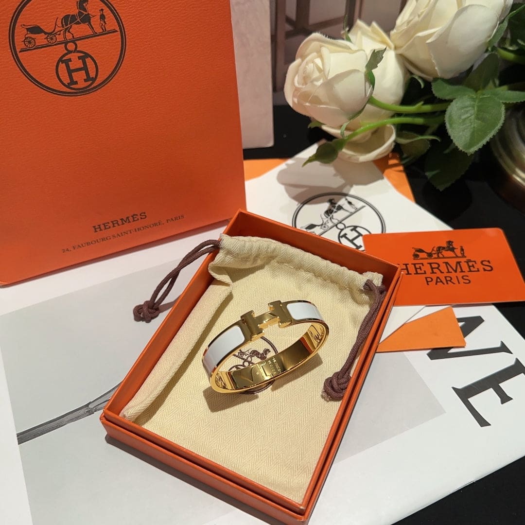 18K White Clic Hermes Bracelet