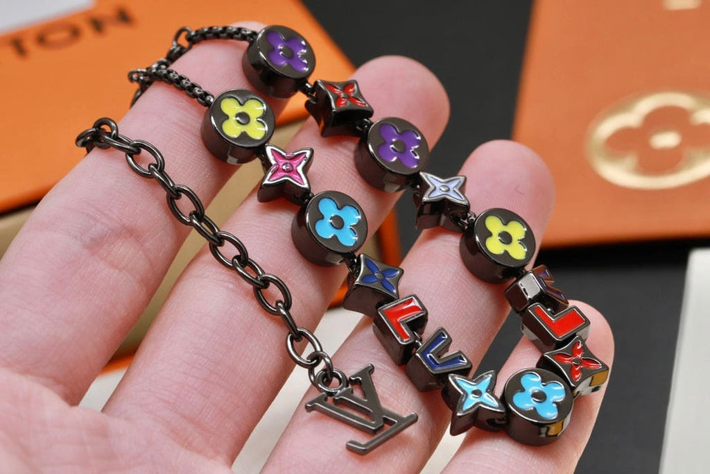 18K Louis Vuitton Monogram Party Black Bracelet