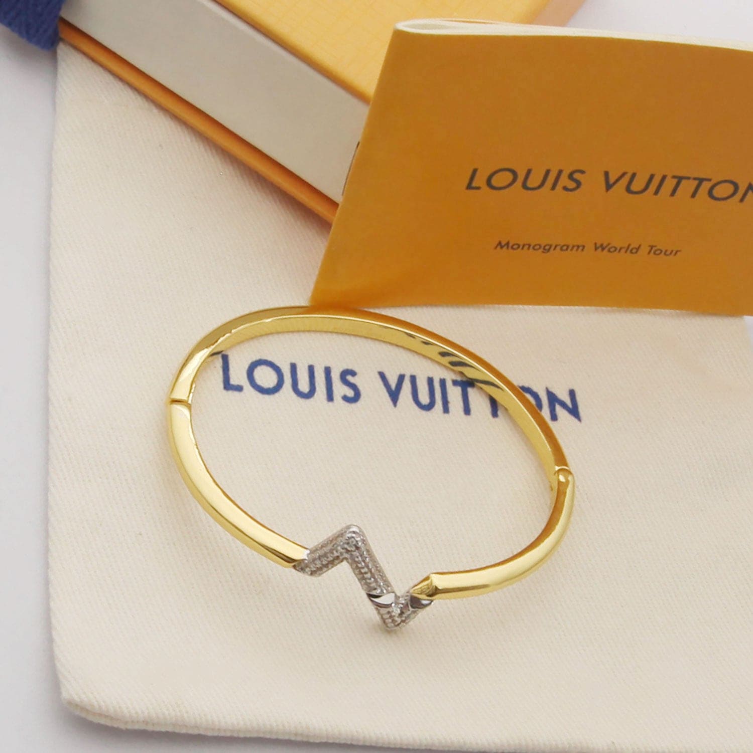 18K Louis Vuitton Volt Upside Down Bracelet