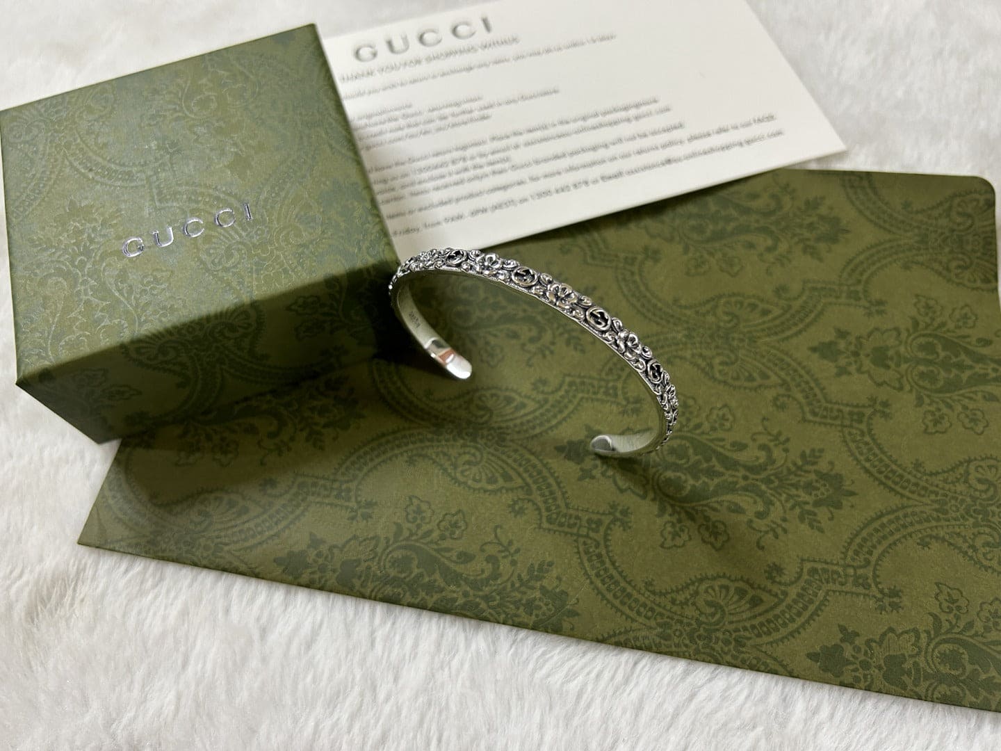 Double Gucci Interlocking Gucci Cuff With Flowers Bracelet
