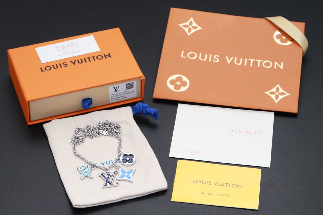 18K Louis Vuitton Instinct Enamelled Necklace