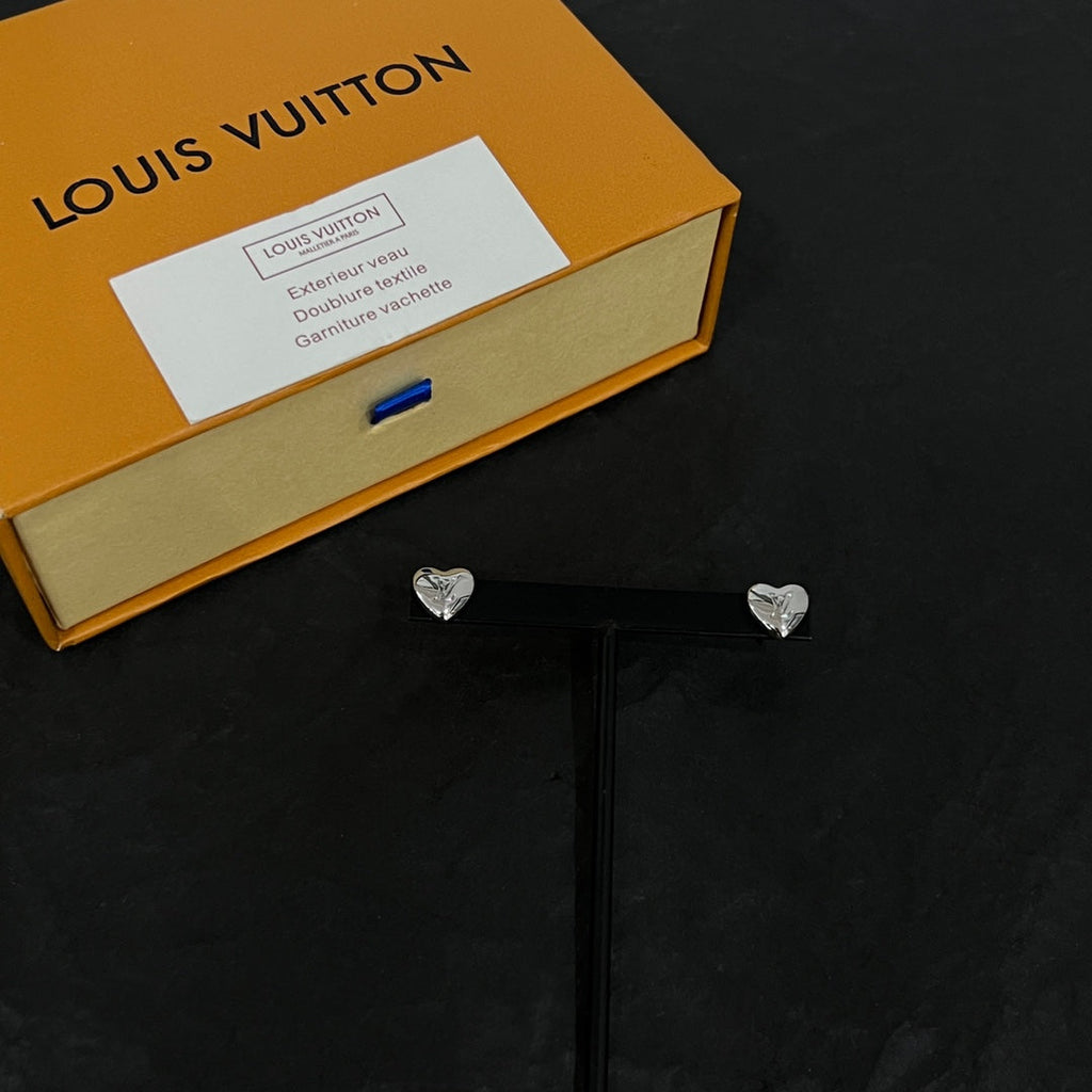 18K Louis Vuitton Heart Earrings