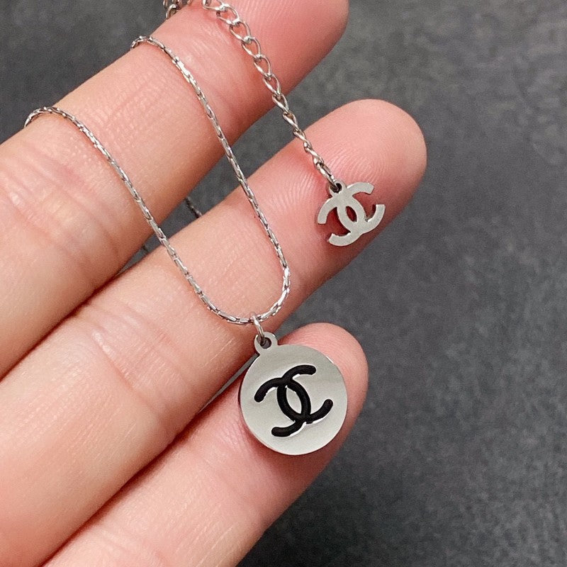 18K  Chanel Round Logo Necklace