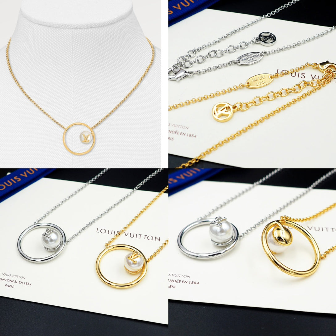 18K Louis Vuitton Eclipse Pearls Necklace