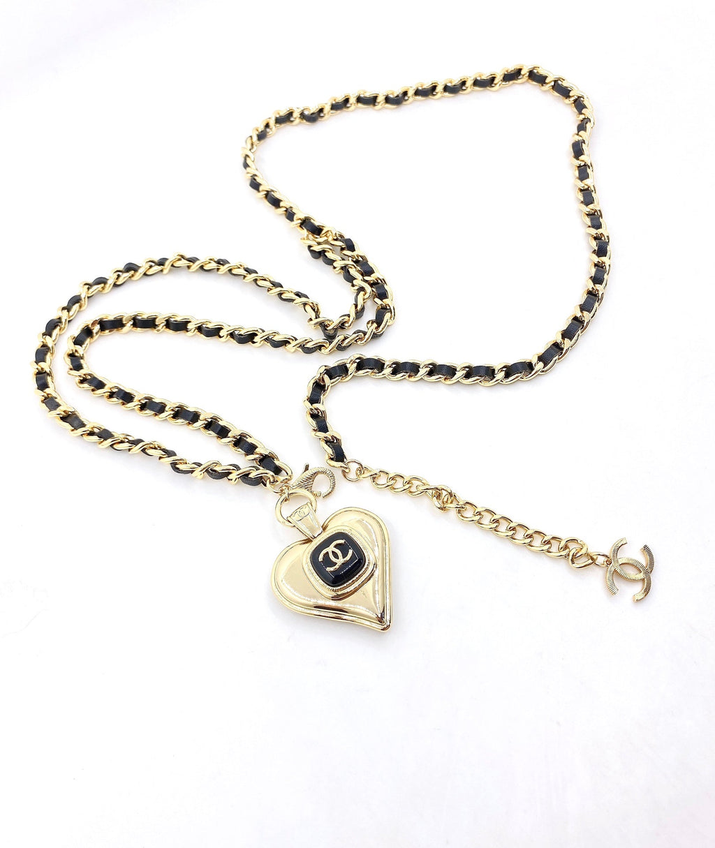 18K  Chanel Heart Pendant Necklace