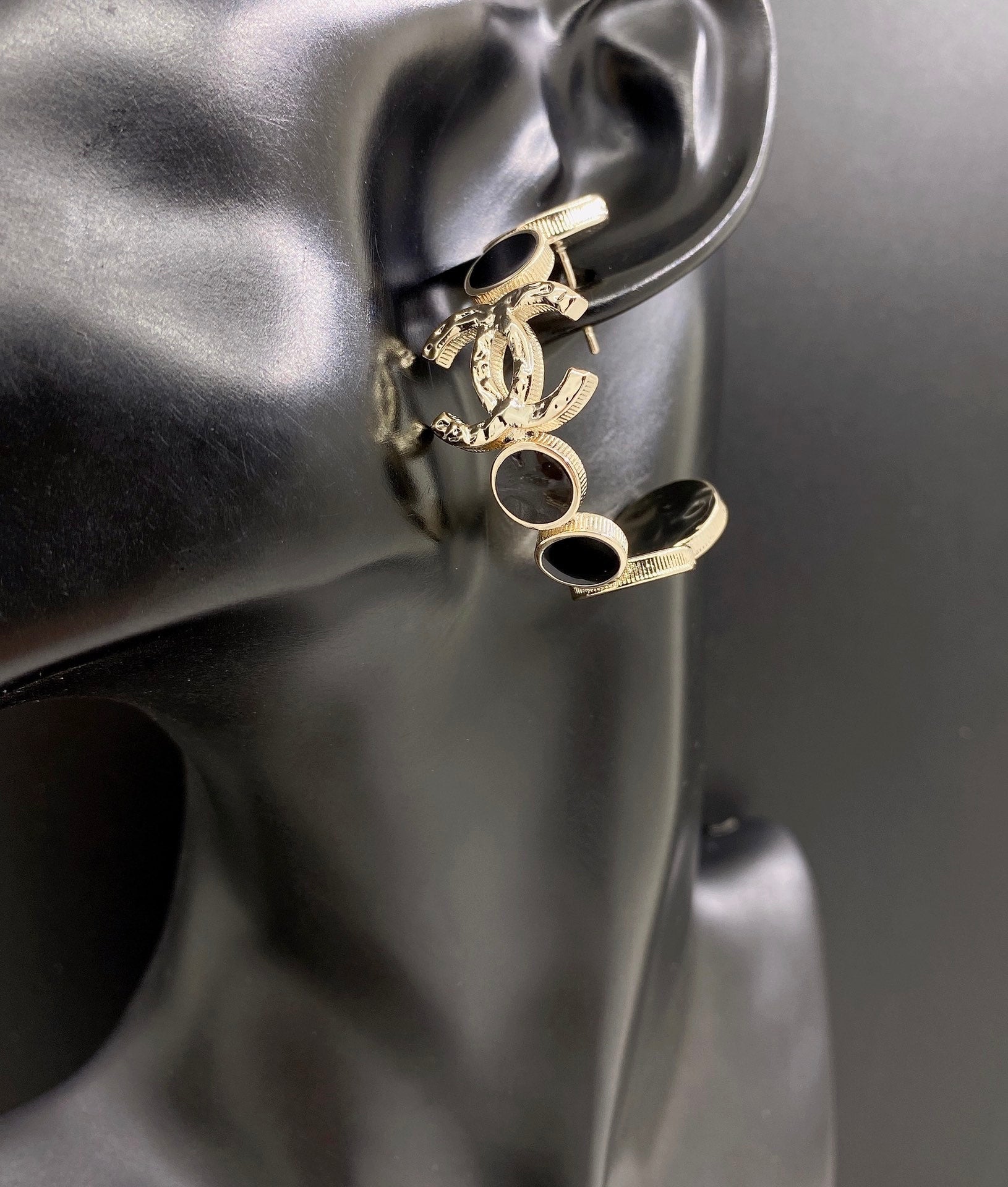 18K  Chanel Black Crystals Earrings