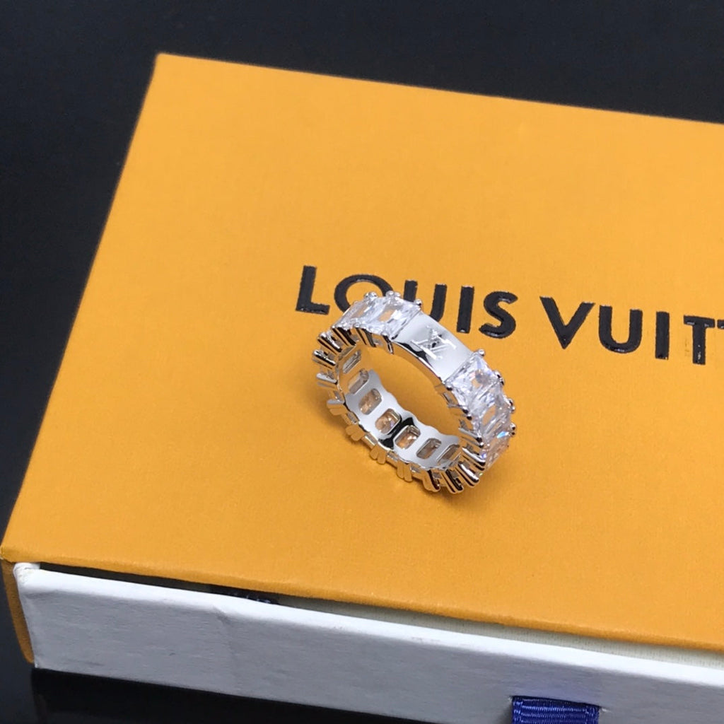 18K Louis Vuitton Crystals Ring
