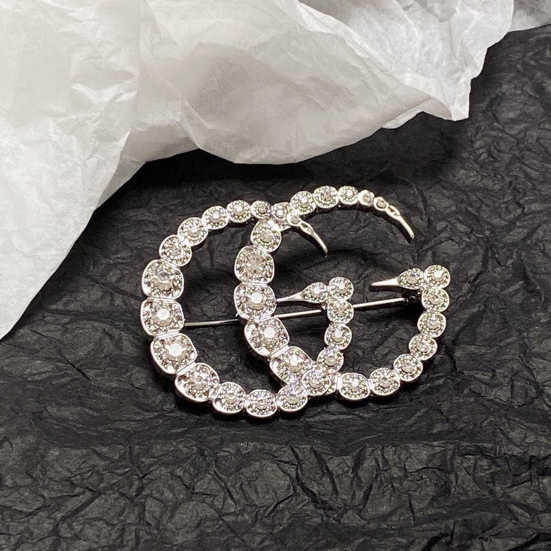 18K Double Gucci Crystal Brooch