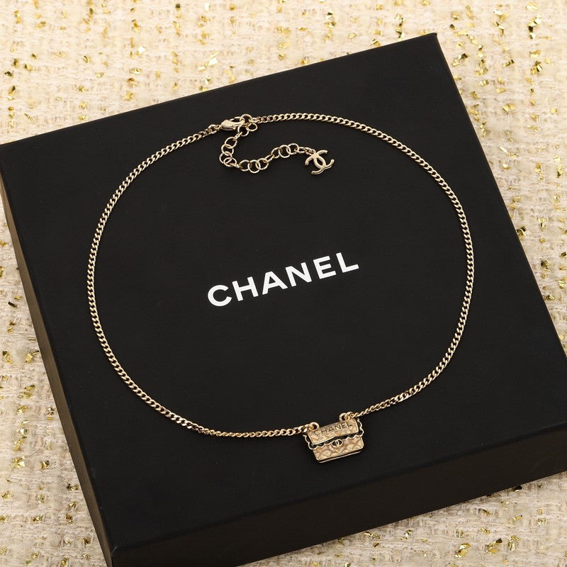 18K  Chanel Bag Pendant Necklace