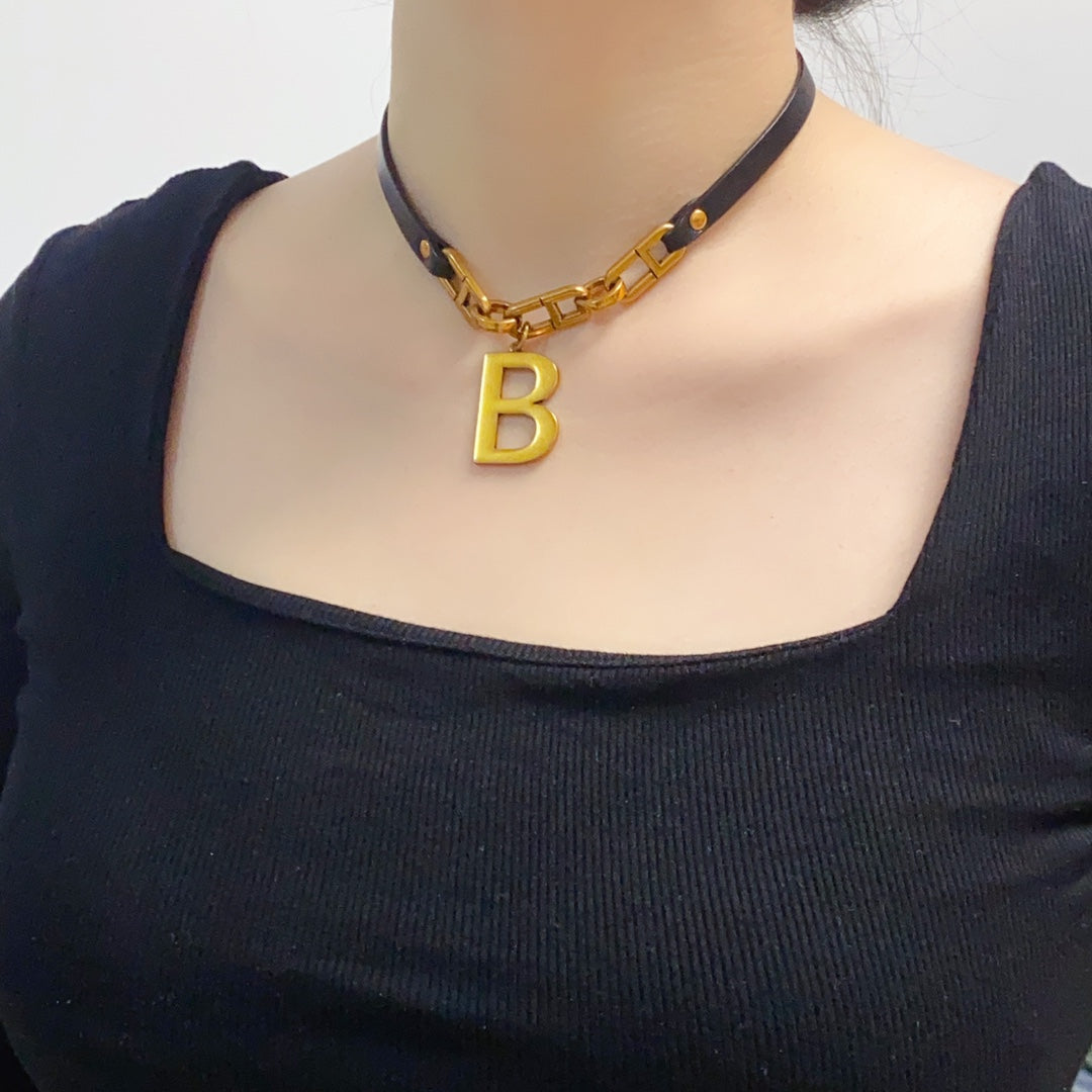 18K Balenciaga Choker Necklace