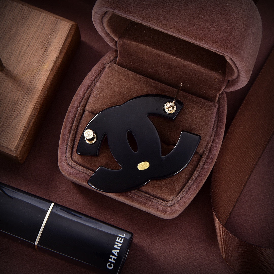 18K  Chanel Yellow Brooch