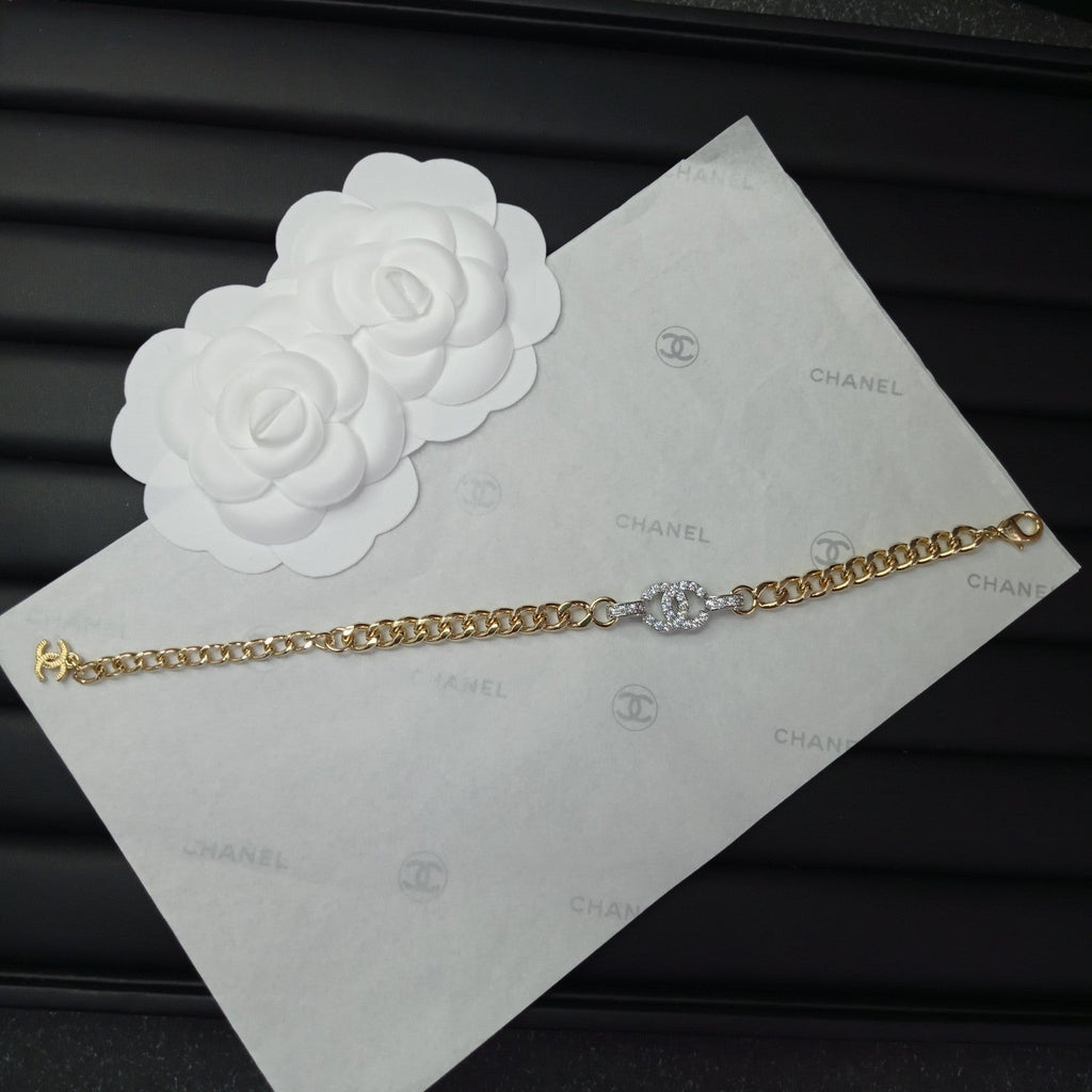 18K  Chanel Diamond Chain Bracelet