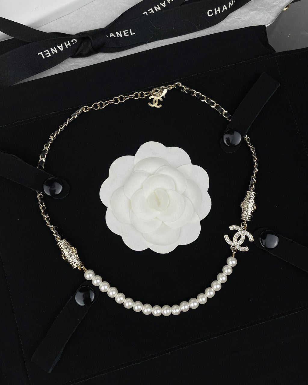 18K  Chanel Crystals Choker Necklace