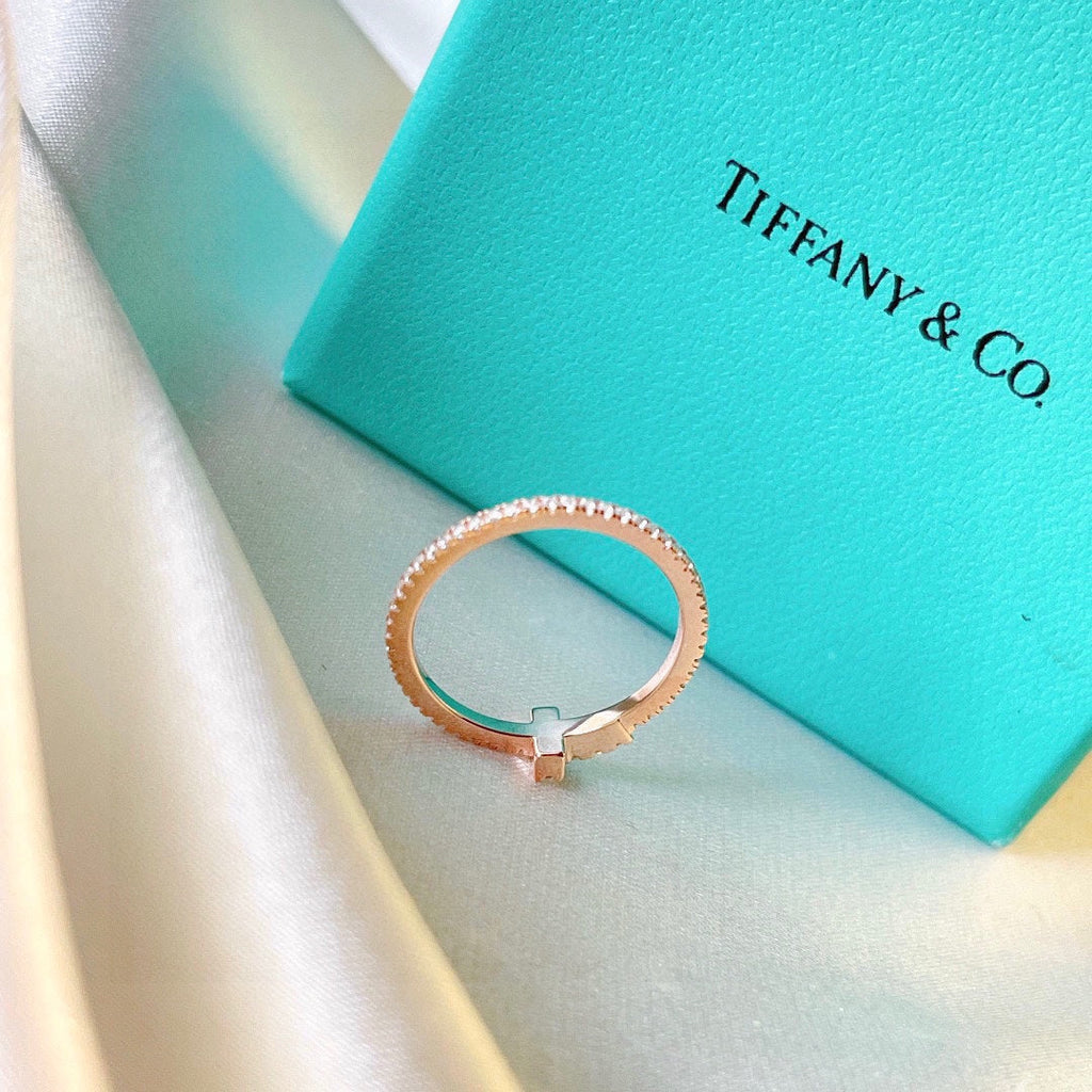 18K Tiffany Diamond Wire Ring