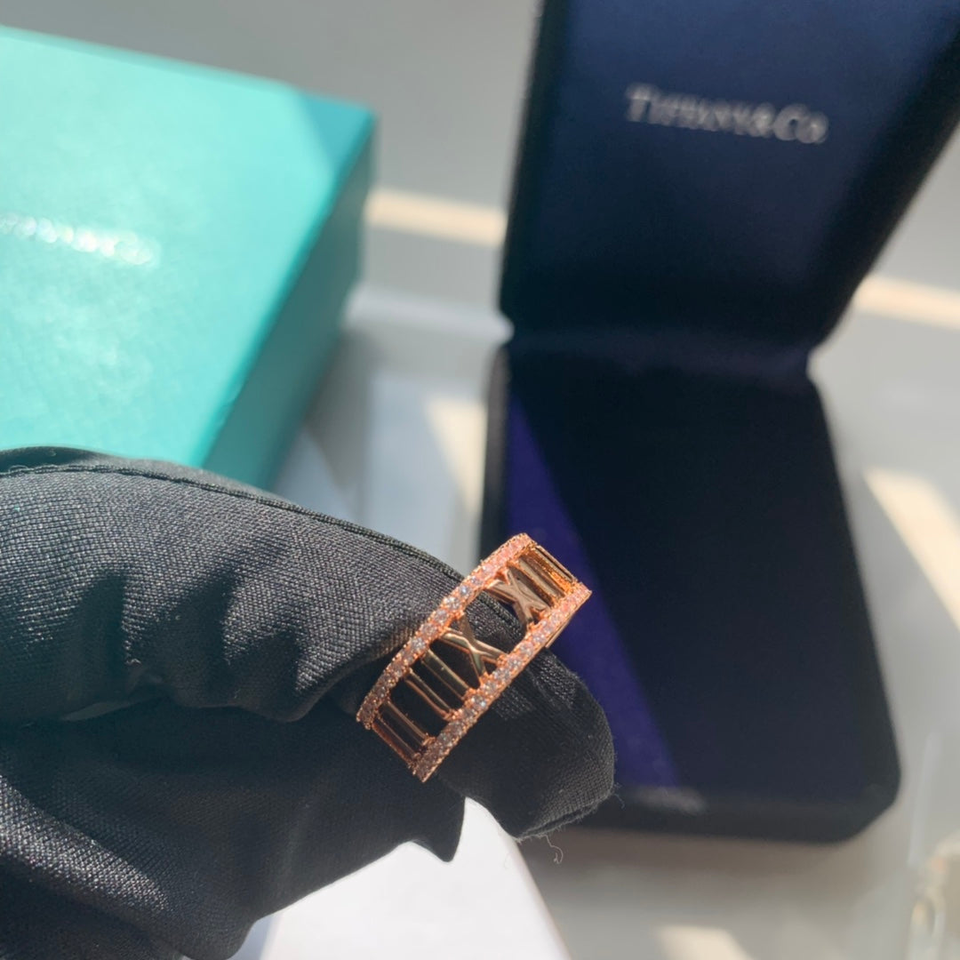 18K Tiffany Atlas Diamond Ring