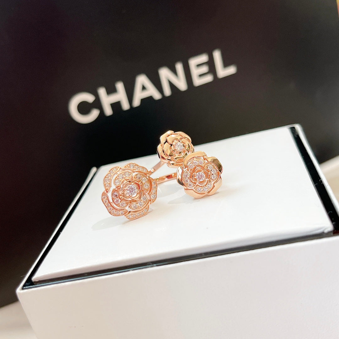 18K  Chanel Extrait De Cam¨¦lia Ring