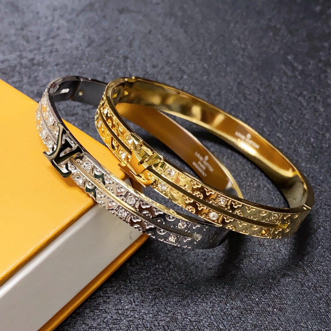 18K Louis Vuitton Double Bracelet