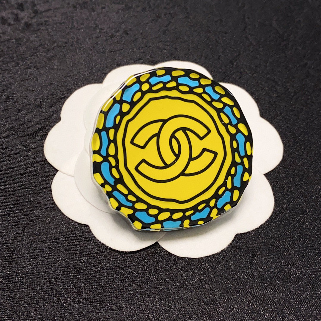 18K  Chanel Color Brooch