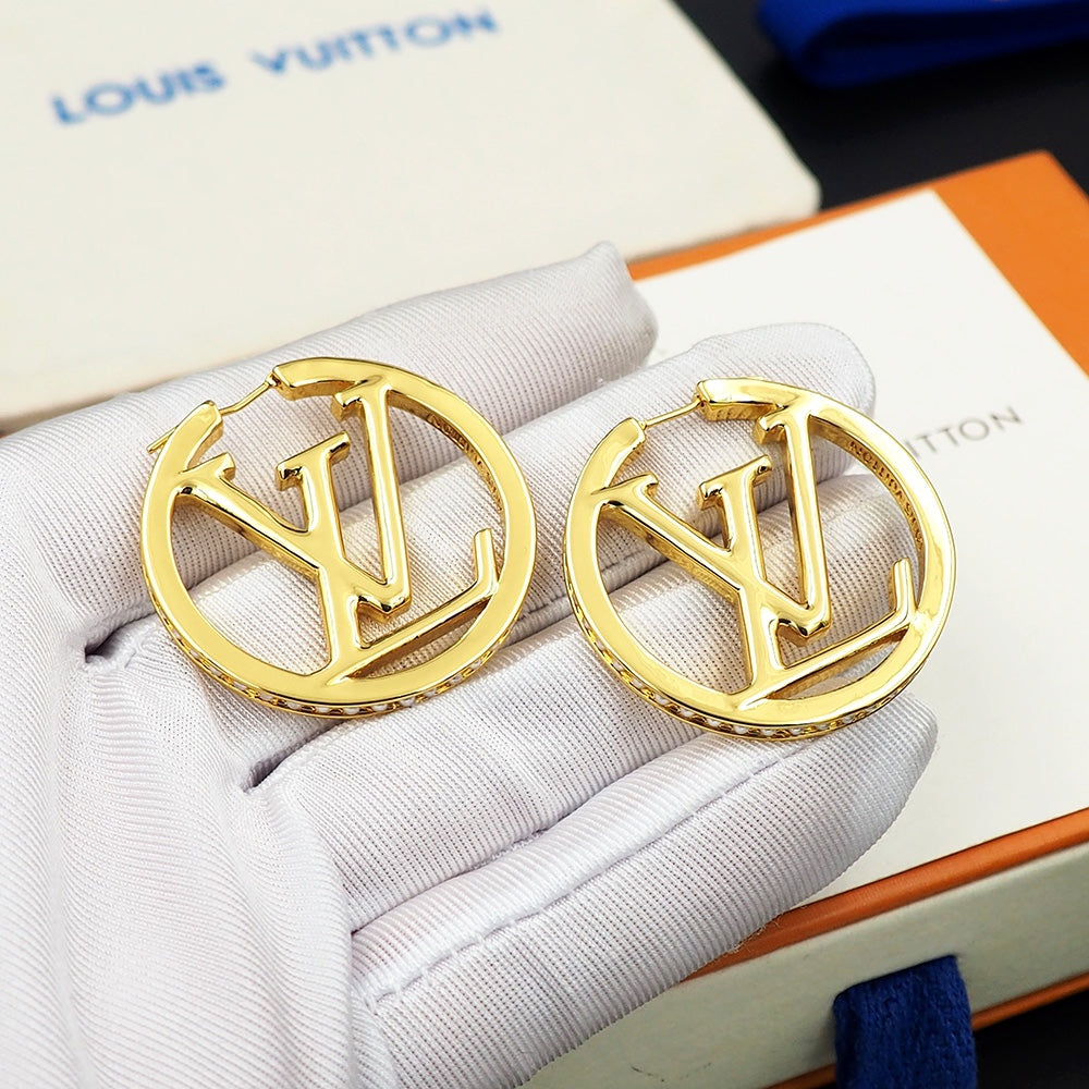 18K Louis Vuitton Louise Pearls Earrings