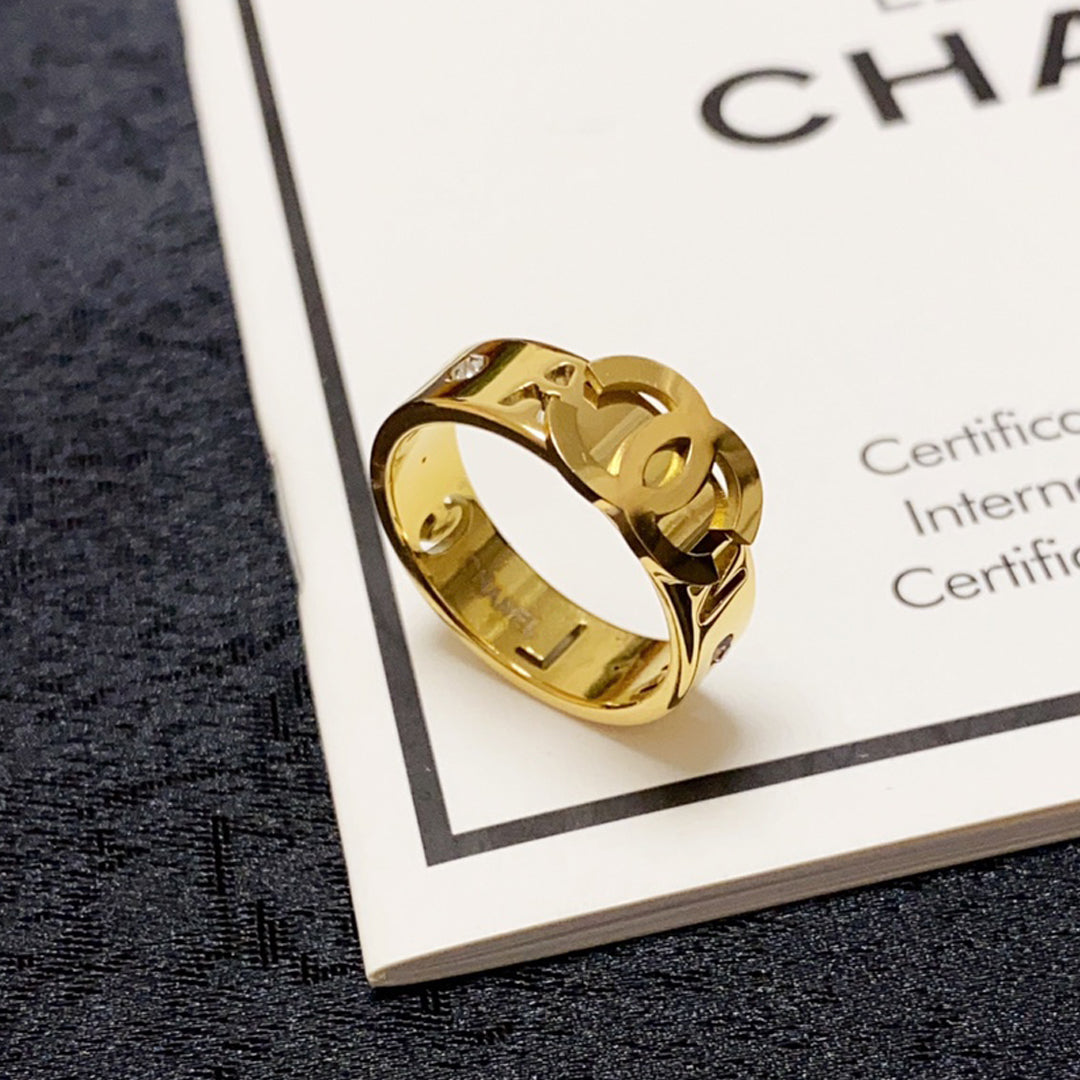 18K  Chanel Yellow Gold Ring