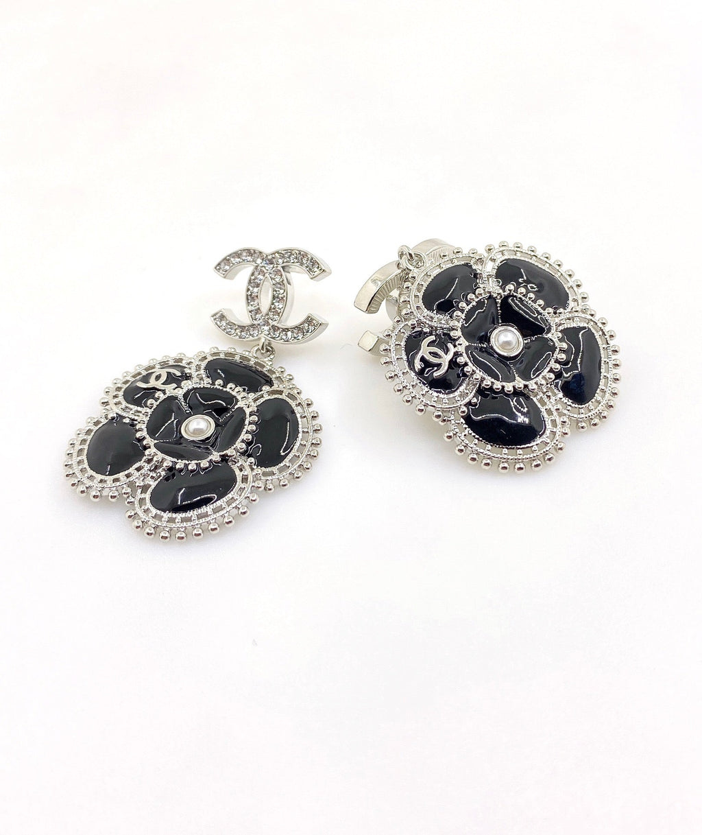 18K  Chanel Black Pearl Camellia Earrings