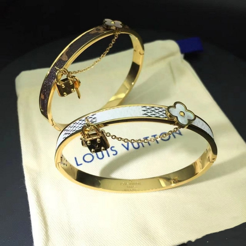 18K Louis Vuitton Blooming Bracelet