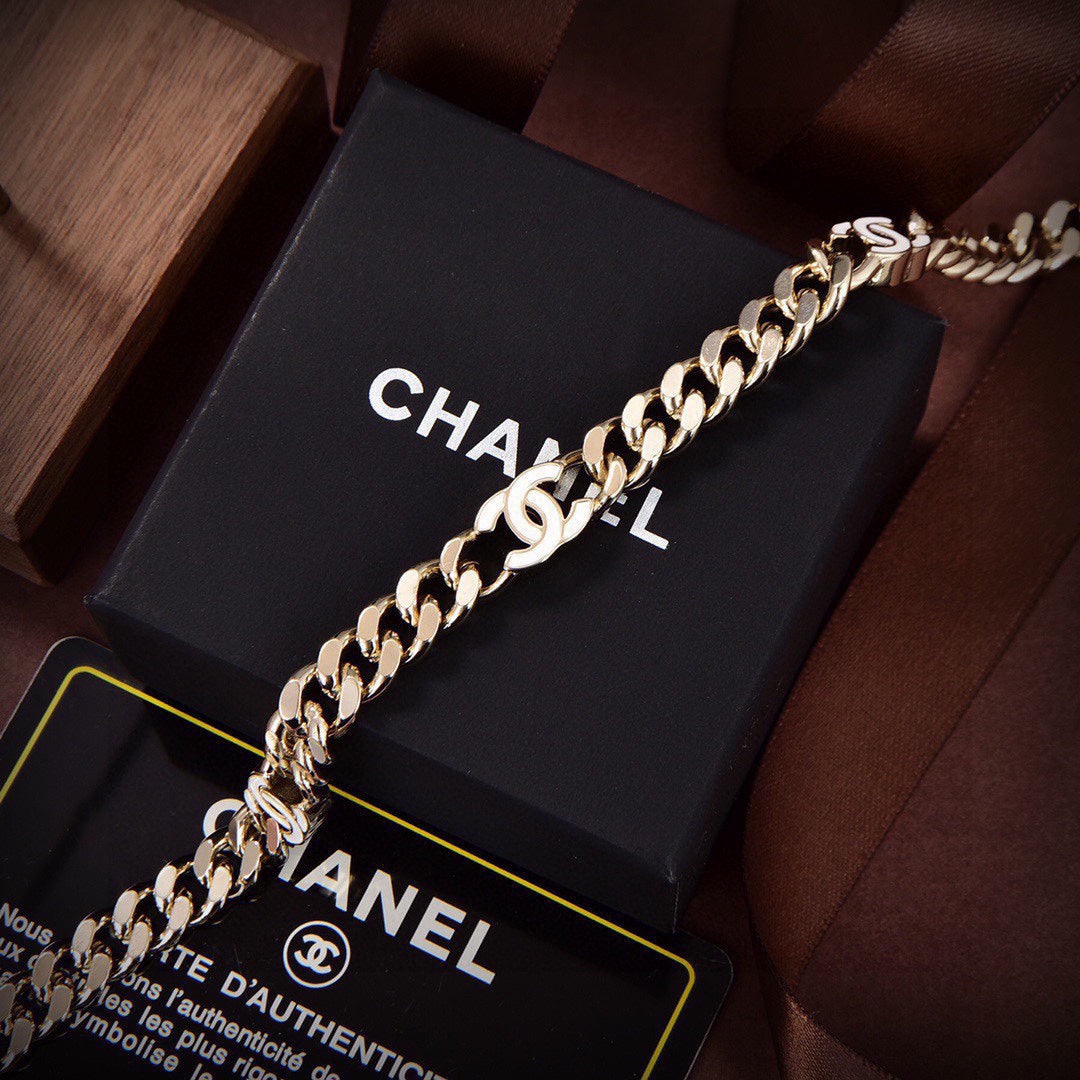 18K  Chanel Crystals Choker Necklace