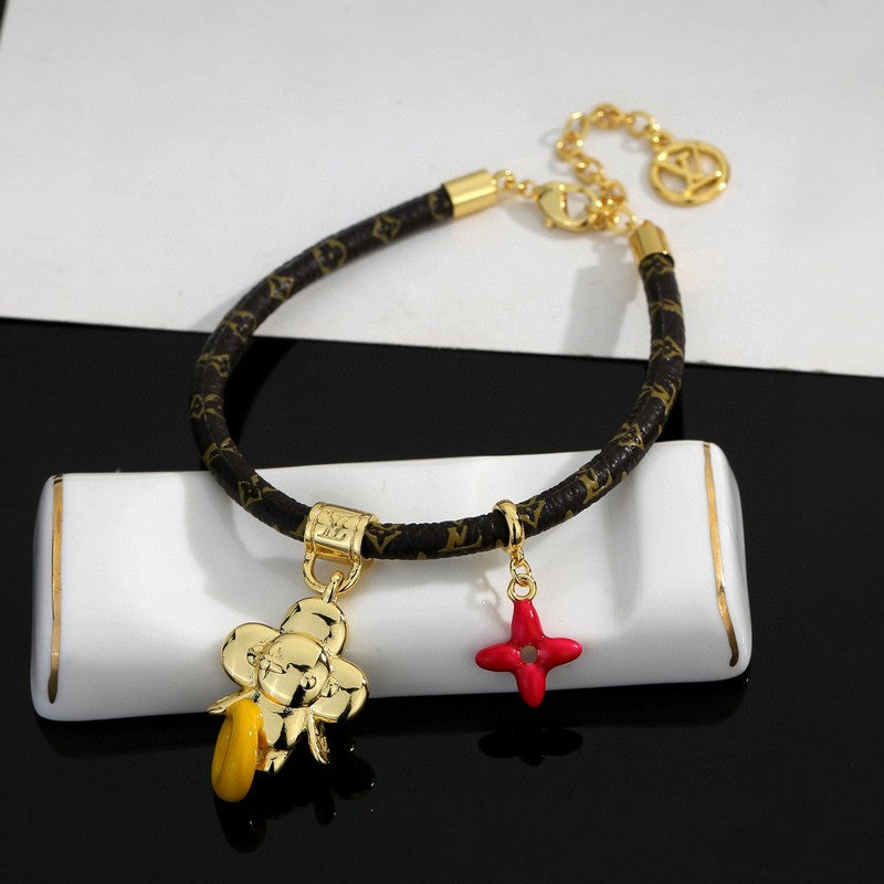 18K Louis Vuitton Cirle Bracelet
