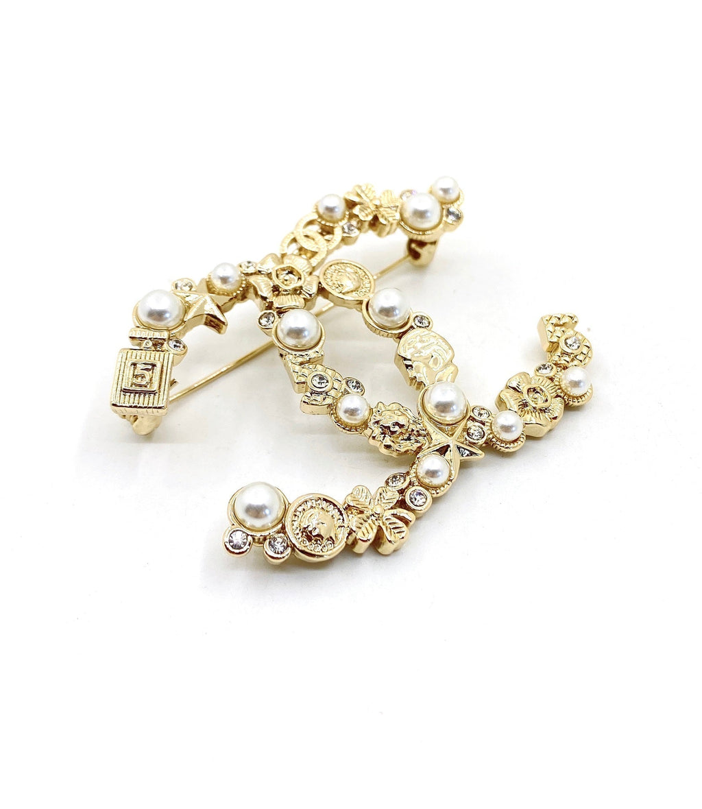 18K  Chanel Pearls Brooch