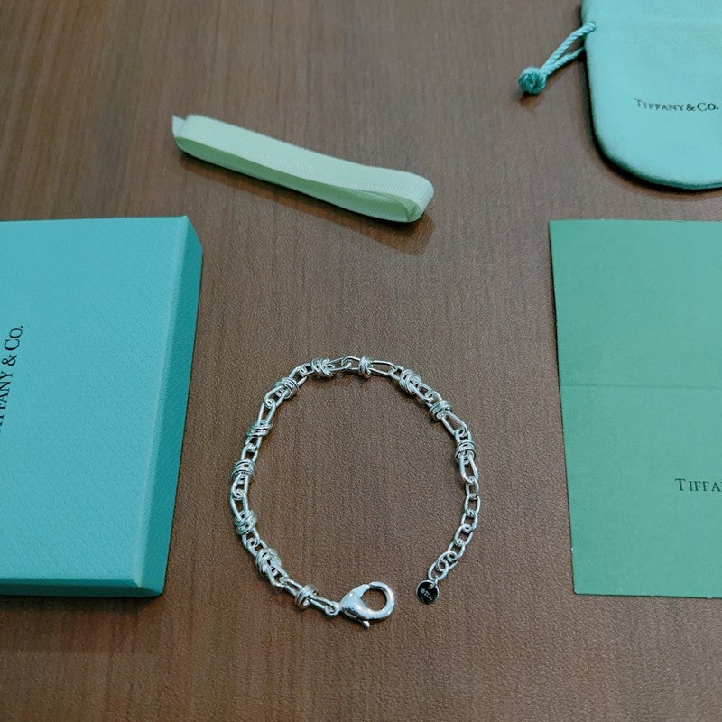 18K Return to Tiffany Lock Bracelet