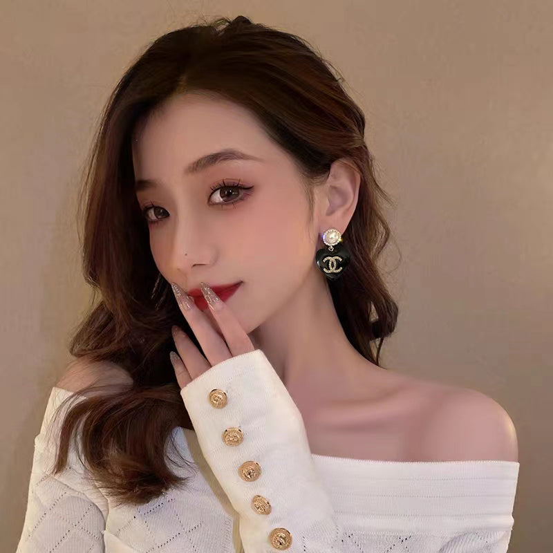 18K  Chanel Black Heart Earrings