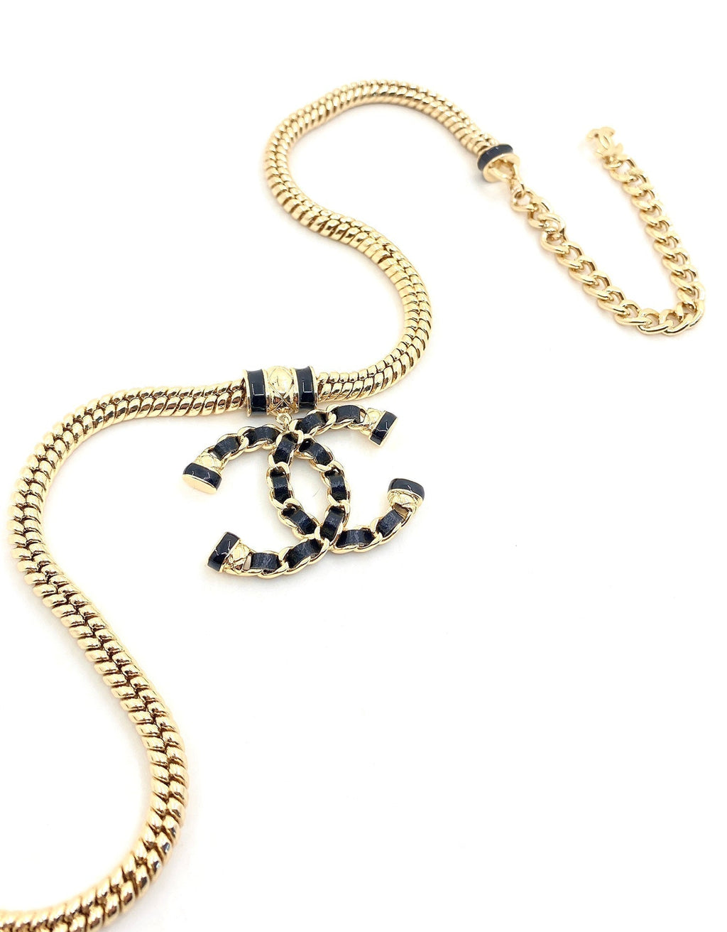18K  Chanel Leather Chain Necklace