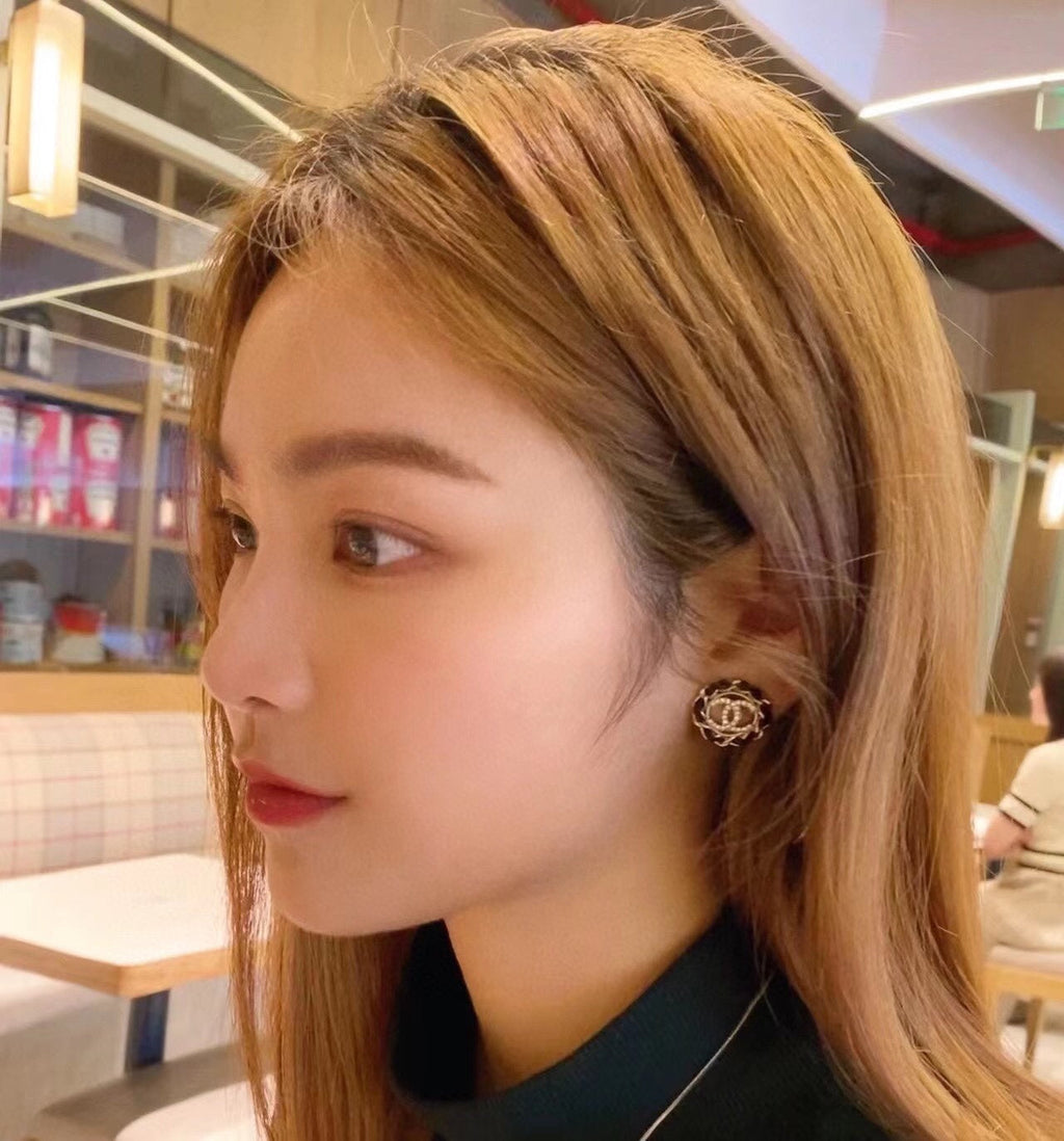 18K  Chanel Black Leather Earrings