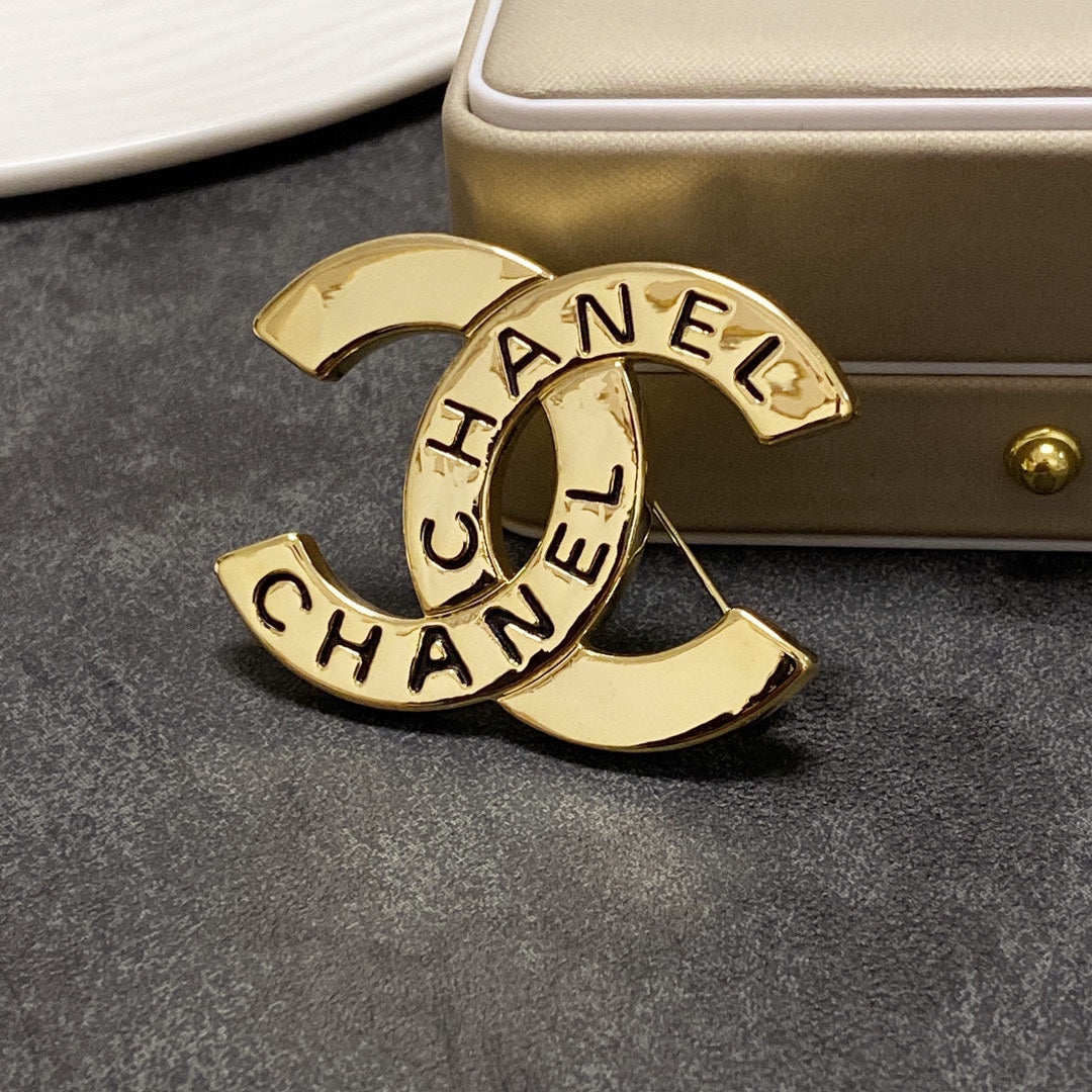 18K  Chanel Script Brooch