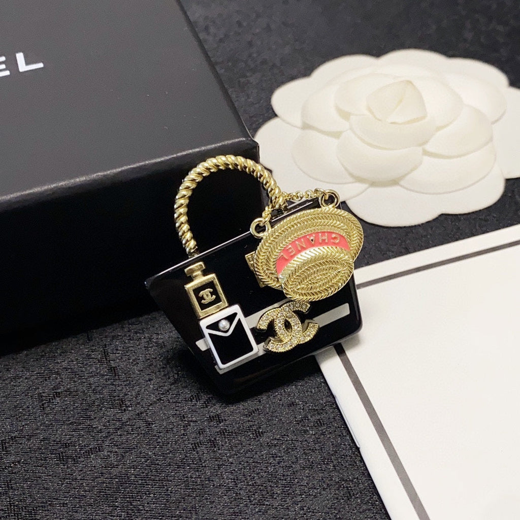 18K  Chanel Bag Brooch