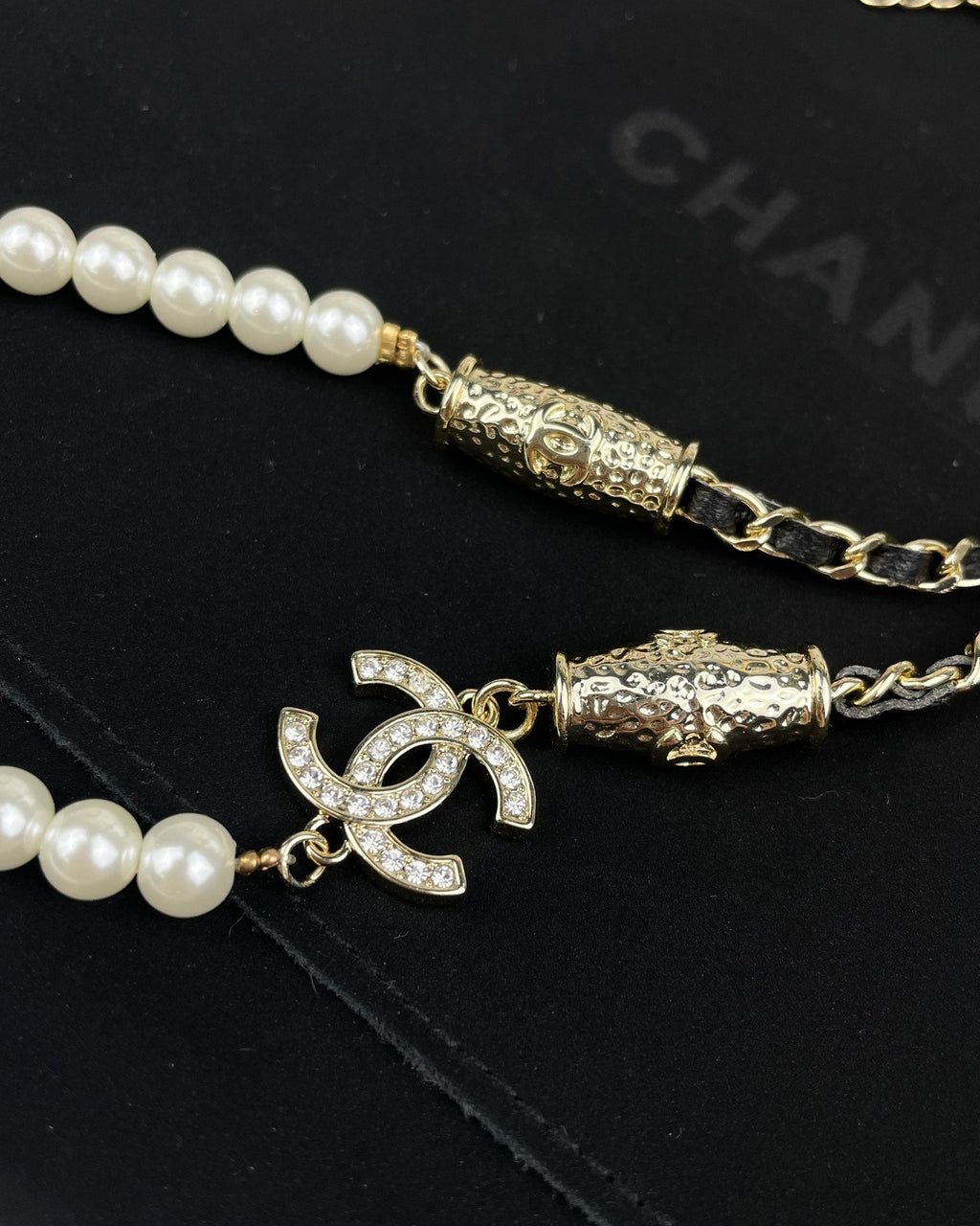 18K  Chanel Crystals Choker Necklace