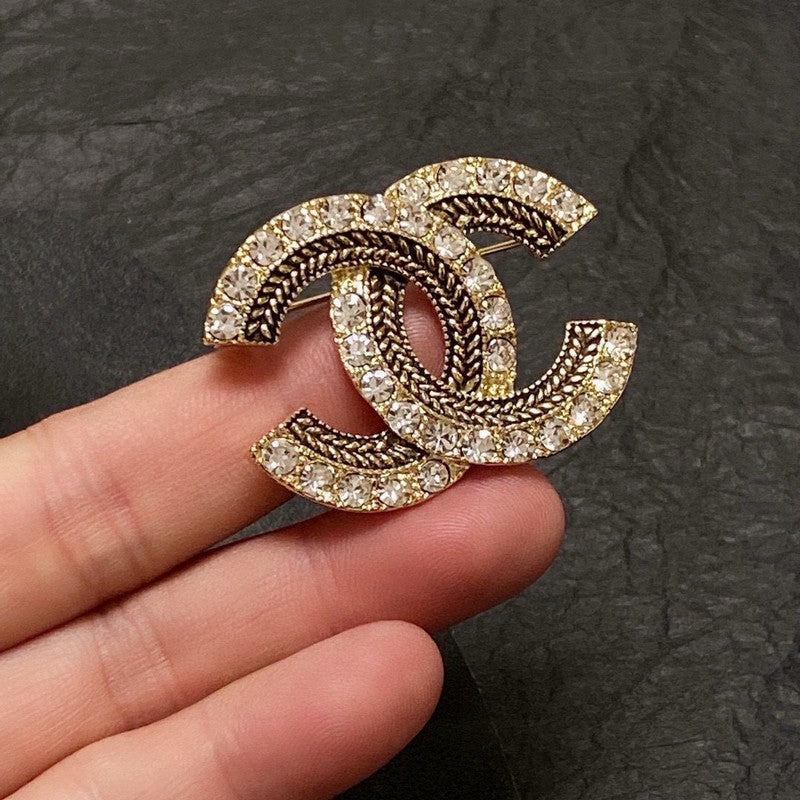 18K  Chanel Diamond Gold Brooch