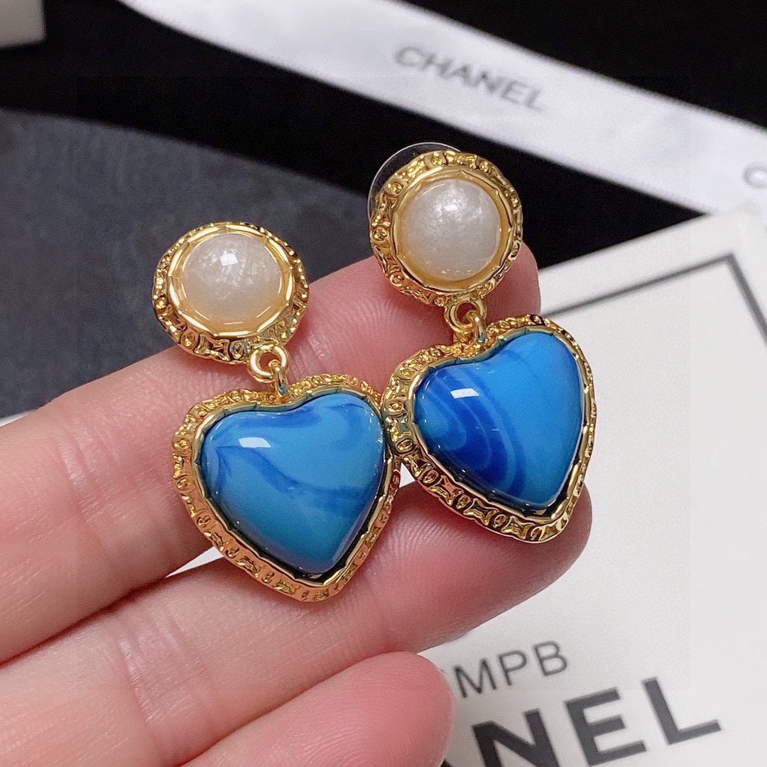 18K  Chanel Blue Heart Pearl Earrings