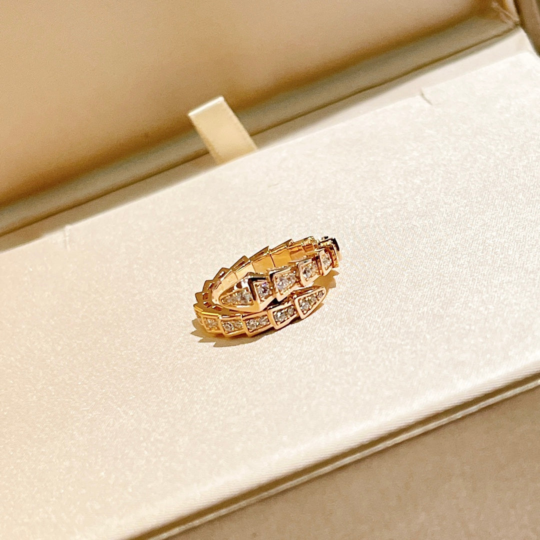 18K BVLGARI Serpenti Viper Pave Diamond Ring