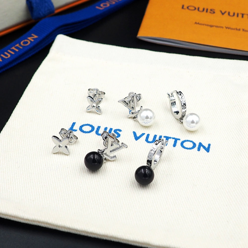 18K Louis Vuitton Monogram Pearls Earrings