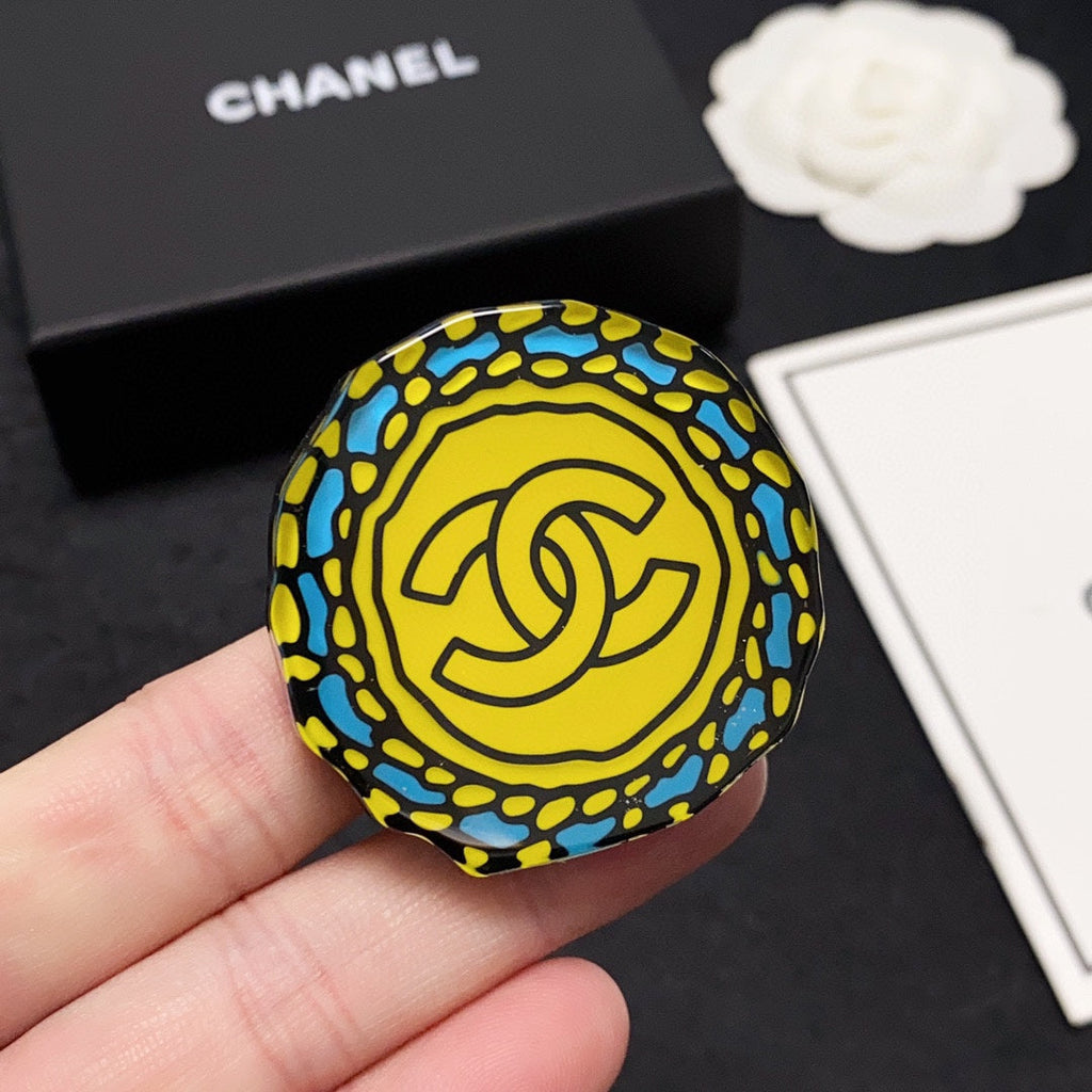 18K  Chanel Color Brooch