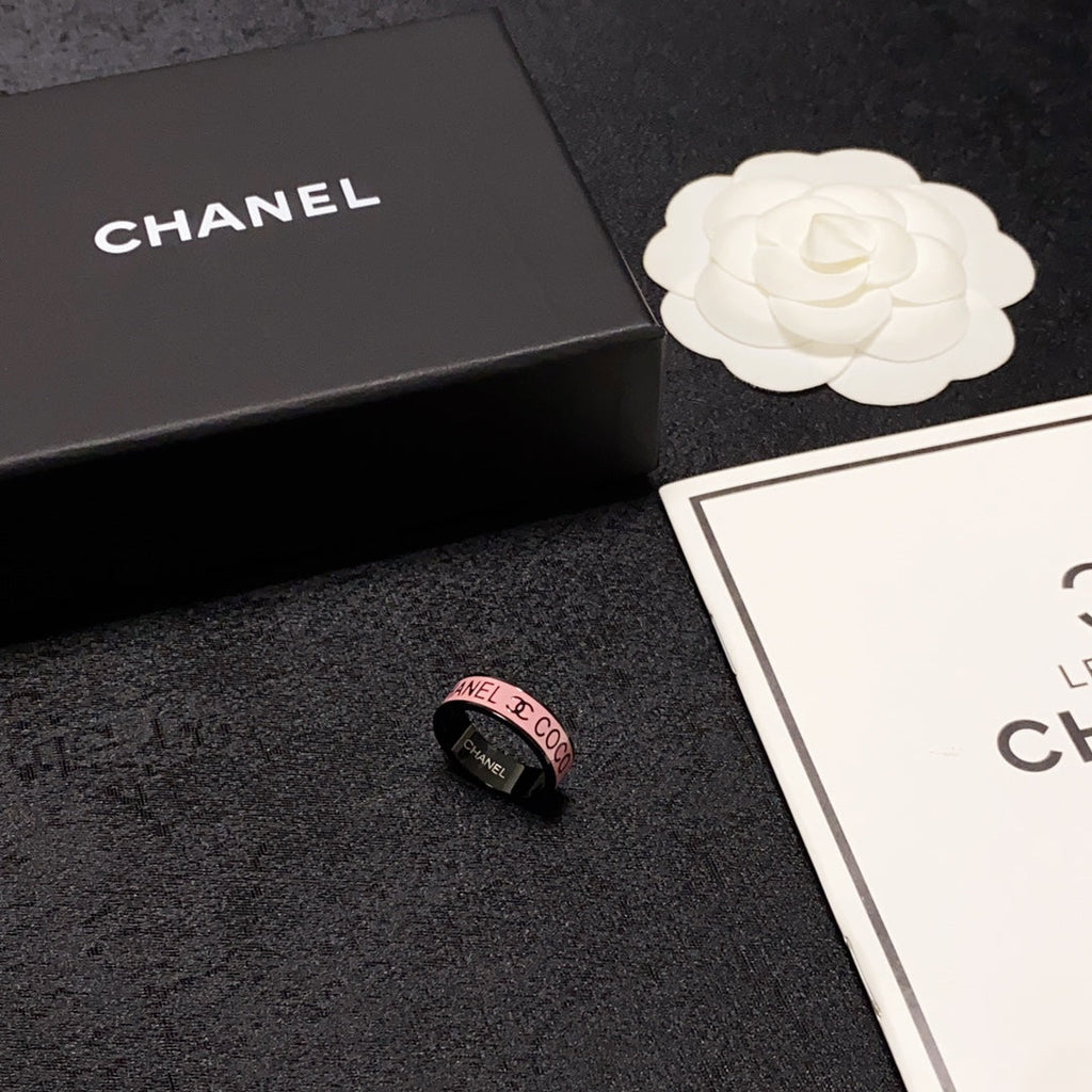 18K  Chanel Coco Pink Ring