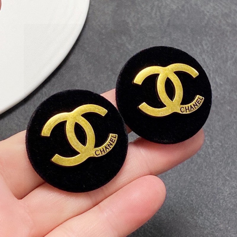 18K  Chanel Black Yellow Gold Earrings
