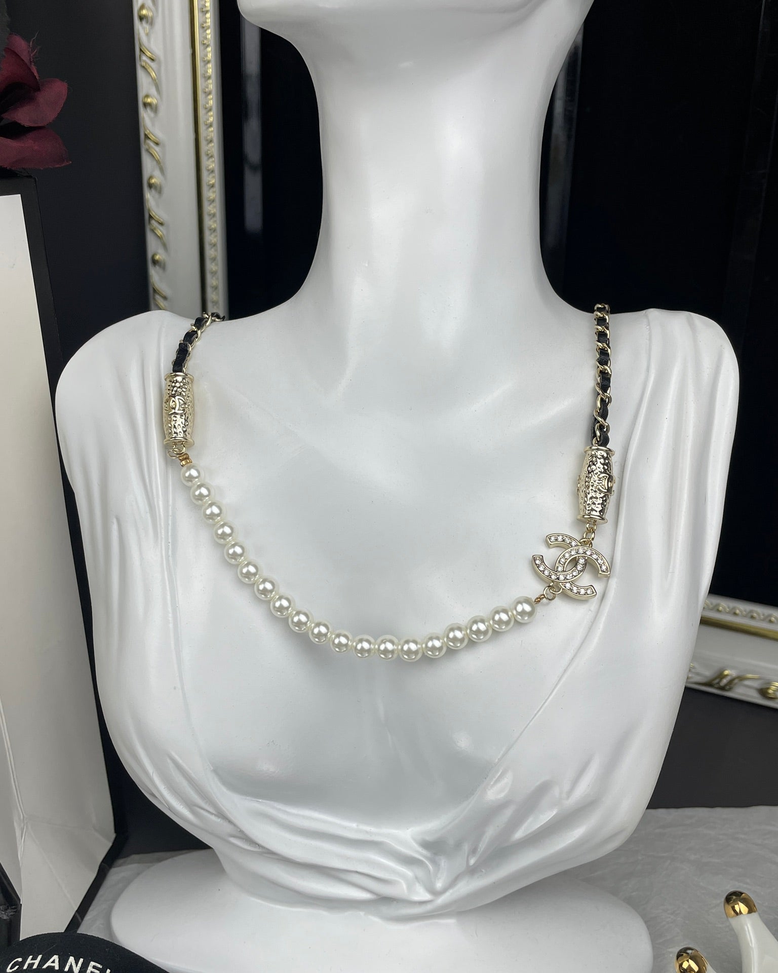 18K  Chanel Crystals Choker Necklace