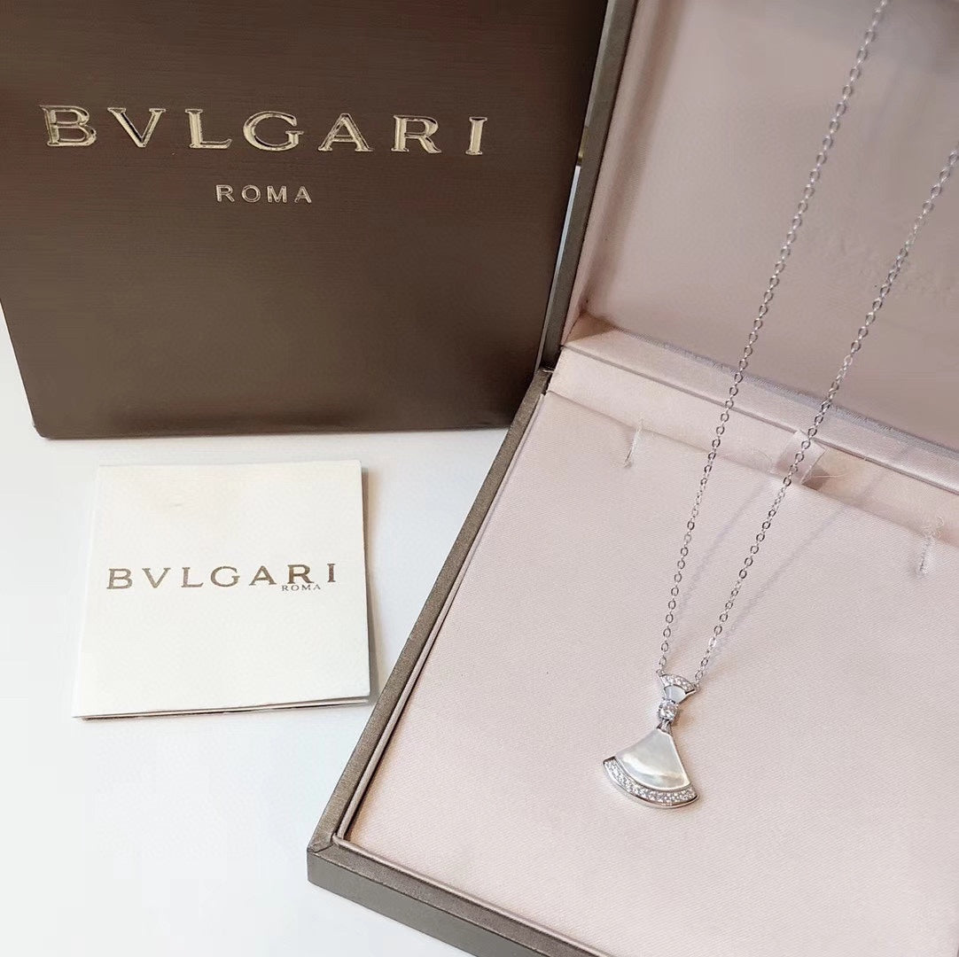 18K BVLGARI BVLGARI Dream Pearls Necklace